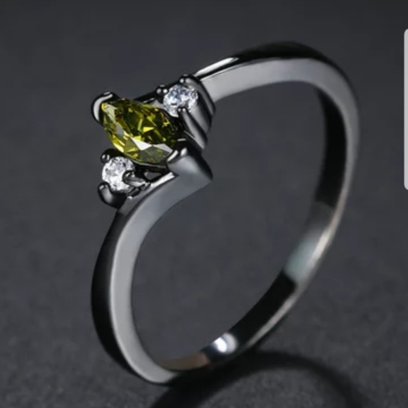 Jewelry - New black Rhodium finish olive green party CZ ring